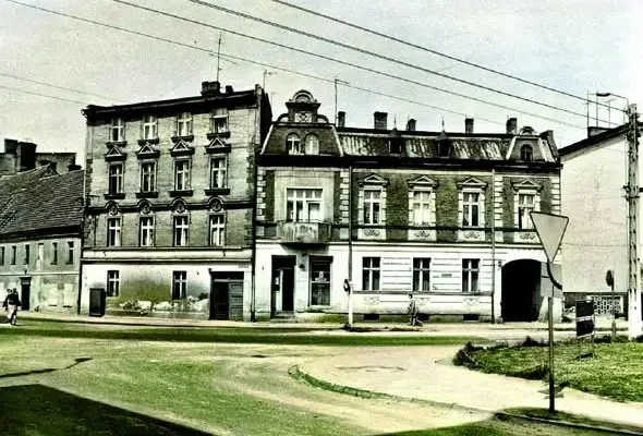 Historia kamienicy przy ul. Powstańców Śl. 1 w Prudniku – od skupu zboża po wspomnienia mieszkańca
