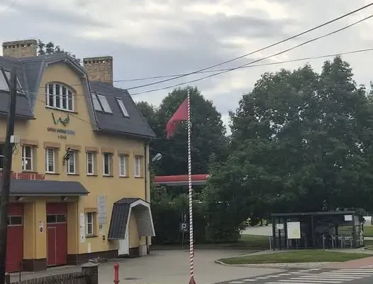 Historia stacji paliw w Białej – zagadka dla mieszkańców