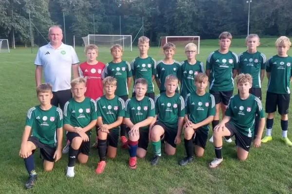 Młodziki AP Biała wygrywają w Korfantowie 5:1 w inauguracyjnym meczu sezonu