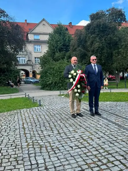 87. rocznica wybuchu II wojny światowej: Prudnik oddał hołd bohaterom
