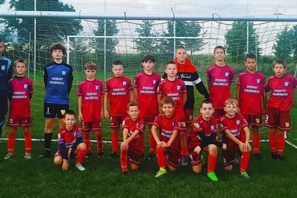 Młodzicy rozgromili Piątkę II Prudnik 14:2 w efektownym meczu