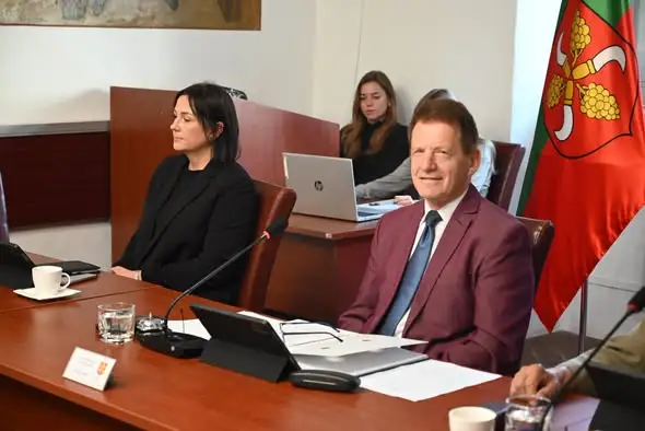 Sesja Rady Miejskiej w Głogówku: podziękowania, monitoring i wspólne fundusze europejskie