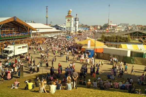 Oktoberfest Biała 2026 – zostało już tylko 20% stolików!
