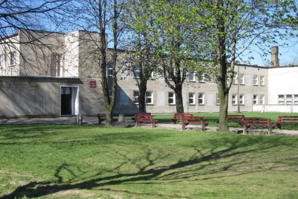Uczniowie z Lubrzy zakończyli Tydzień dla Zdrowia Psychicznego w Zagrodzie Almaraya