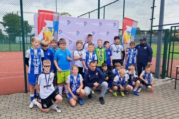 Dzień Nauczyciela w Prudniku: MKS Pogoń dziękuje nauczycielom i trenerom