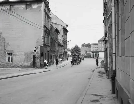 Prudnik przed wojną: dziewięć stacji benzynowych w mieście