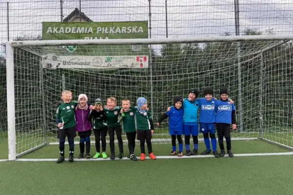 Skrzaty z Akademii Piłkarskiej rozegrały sparing z KSC Chrząszczyze
